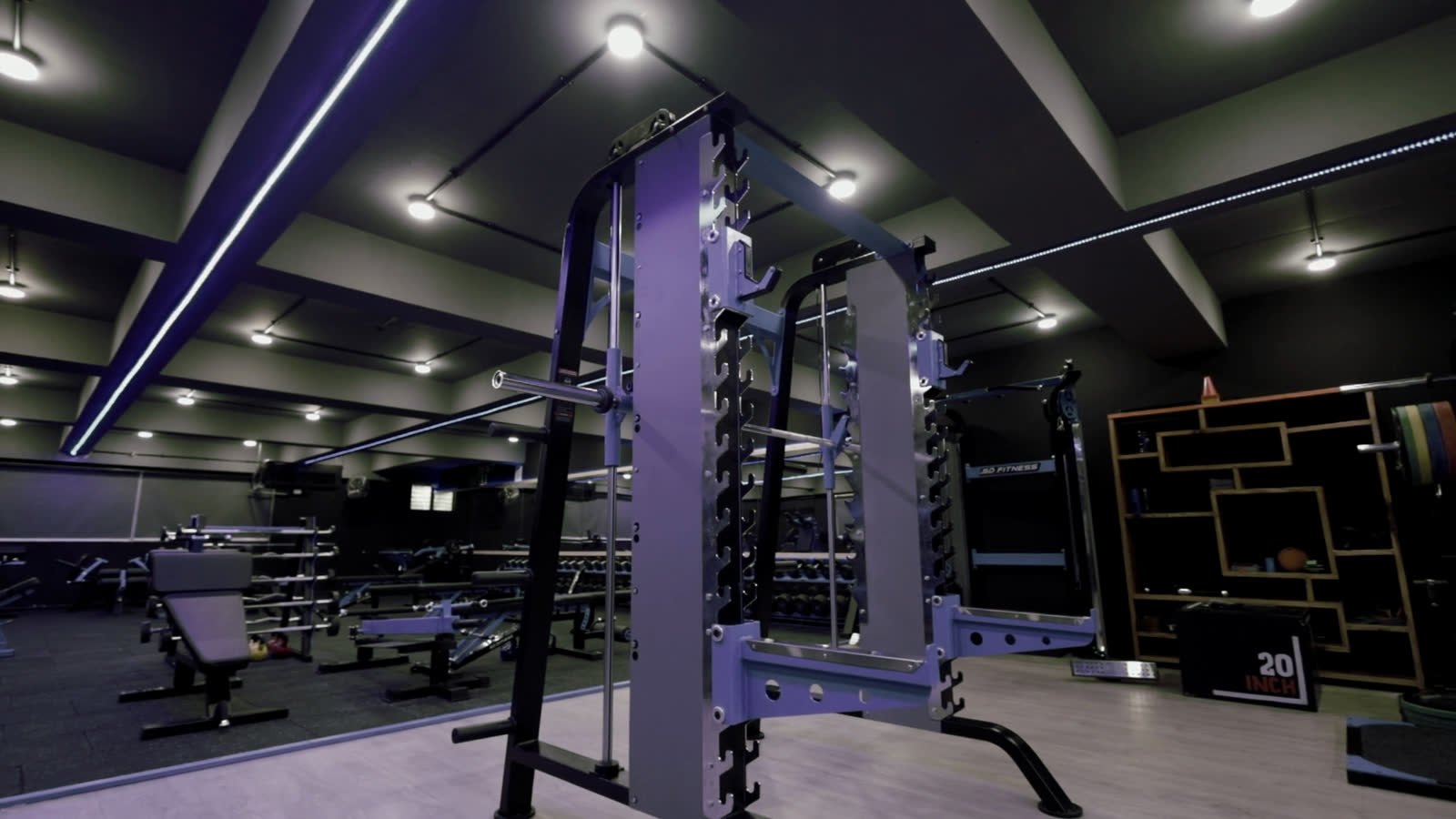 Strength floor at night